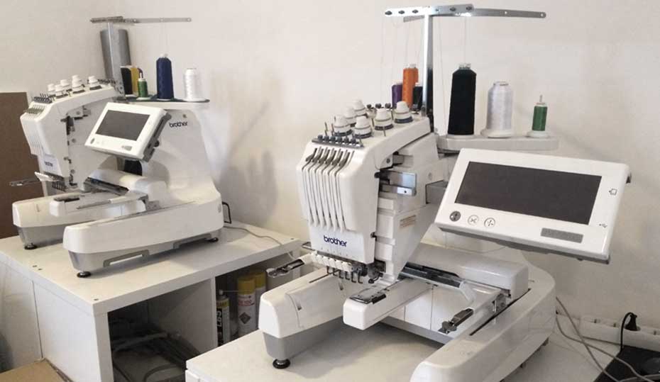 Machines à broder 6 fils
